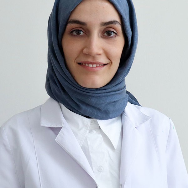 Kübra Güç 